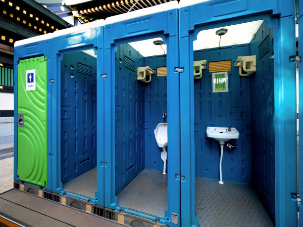 Affordable portable toilet rental in Oswego, KS
